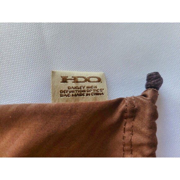 Oakley Batwolf OO9101-01 127 Men's Shield Sunglasses with Carrying Pouch - Picture 6 of 8